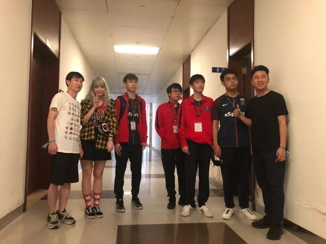 可飞行但不 可飞行但不